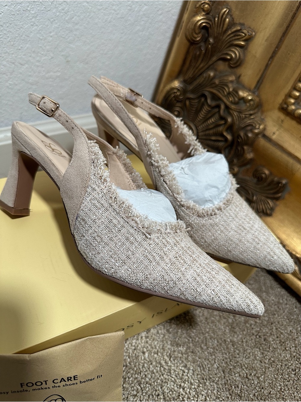 NIB Cosy Island Natural Woven Fringe Closed Pointed Toe Mules Size 7.5 $109